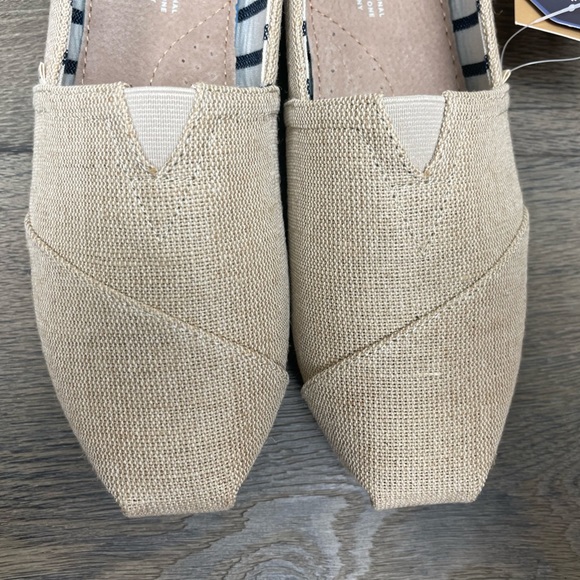 TOMS Seasonal Classic Alpargata woman’s Flats Size 9.5W. New in Box - Picture 9 of 16